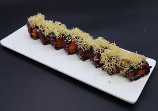 69. Black spicy salmon - 8 pezzi