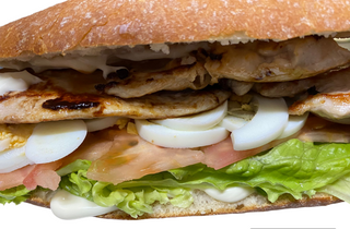 Bocadillo Vegetal De Pollo