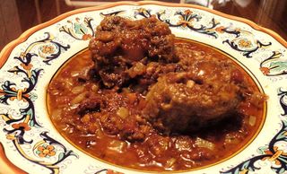 Coda alla vaccinara con purè di patate