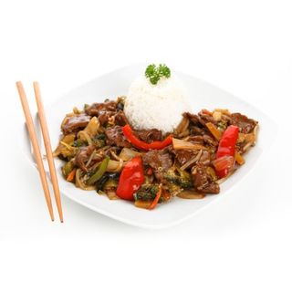 Chop suey de ternera