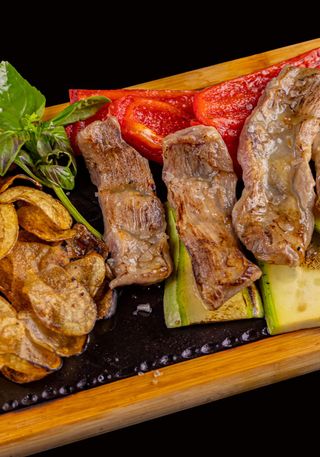 Secreto De Cerdo Selecta con Arroz y Patatas