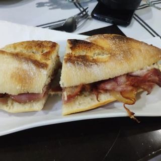 Bocadillo De Bacon