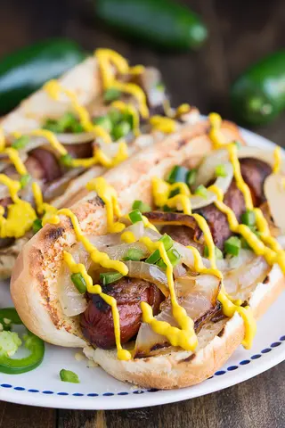 Le Spicy Hotdog