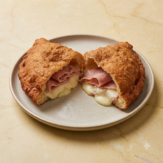 Pidone prosciutto e formaggio