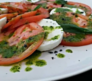 Ensalada caprese più