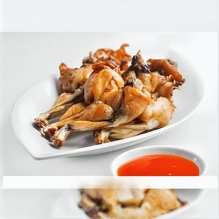 Cuisses de Grenouille aux Oignons