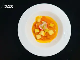 243. Tartare sake mango