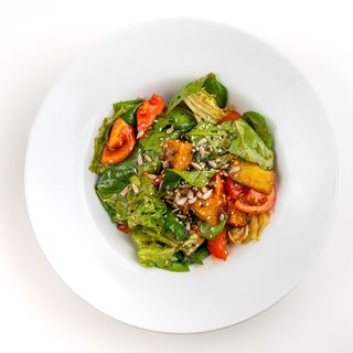 Salată cu vinete crocante