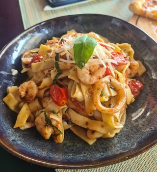 Tagliatelles Frutti Di Mare
