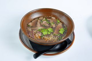 Традиционна супа Фо Бо малка