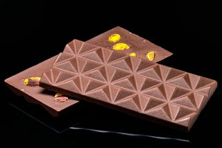 Tableta ciocolata neagra cu fistic