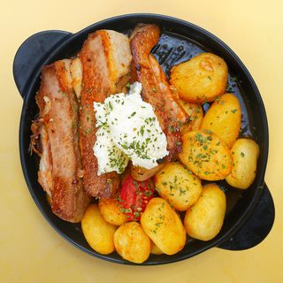 Teletina iz rerne sa sočnim krompirom