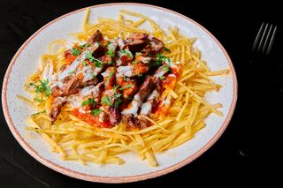 Çökertme Kebap - Specialitate din mușchi de vită și cartofi