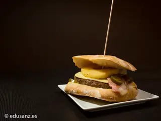 Hamburguesa Mexicana (200 G.)