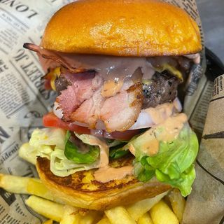 Three Lions Burger