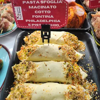 Cannolo di pasta sfoglia
