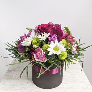 კომპოზიცია შავ ყუთში 2326