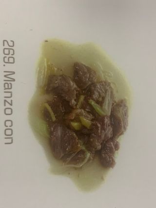 269.manzo con zenzero e cipolle 