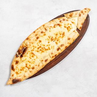 Kaşarli pide
