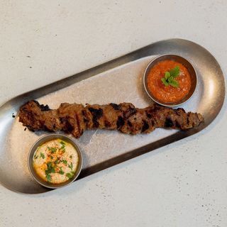 Shish Momo - media ración