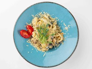 Паста з куркою та грибами (300 г)