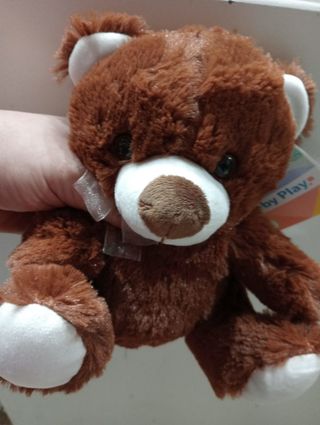 Oso peluche marrón 