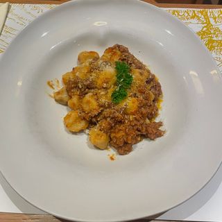 Gnocchi Con Salsa Boloñesa