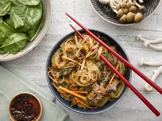 Vermicelles Sautés Au Bœuf