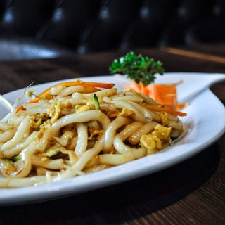 Yakiudon con frutti di mare