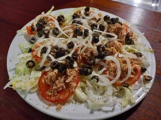 Ensalada Tonno Pomodoro