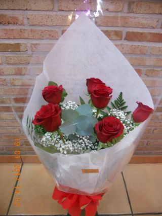 Ramo De 6 Rosas 