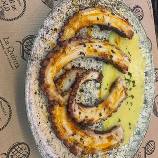 Pulpo Brasa
