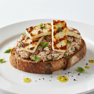 Tostada De Atún Y Queso