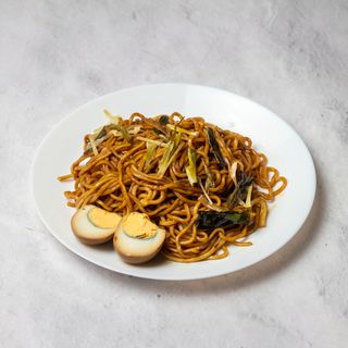 Rezanci sa uljem od mladog luka vegetarijanski