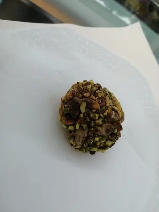 Pasta Di Mandorla Al Pistacchio