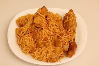 Spaghetti + ¼ Poulet