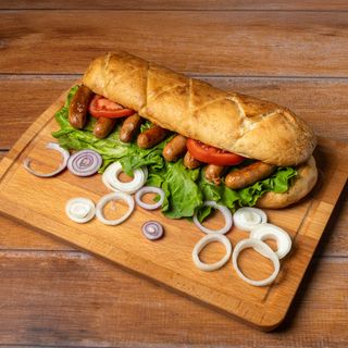 Roštiljska kobasica velika u somunu