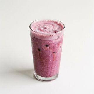 Pink açai latte