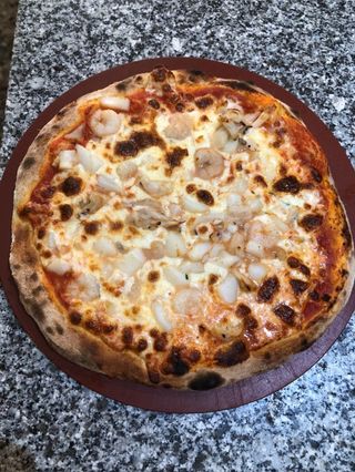 Pizza calamar 19