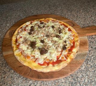 Pizza Tonno e Cipolla Ø32cm