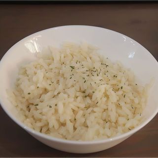 Guarnición de arroz blanco