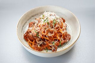 Spaghetti cu sos de rosii