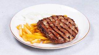 Juneća pljeskavica 300g