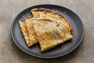 Palačinke s Nutellom i keksom