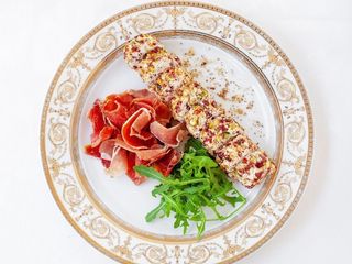 Пікантна Каліфорнія з кешю, фісташкою, вяленою журавлиною (190g)