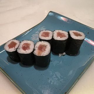51.Maki De Atún (6 Pzs.)