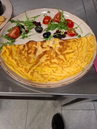 Omlet sa šunkom i sirom