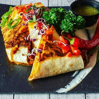 Quesadilla De Ternera XL