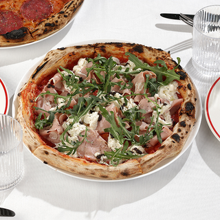 მორტადელა სტრაჩატელა