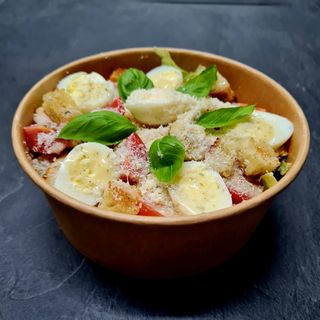 Салат Цезар (250г)